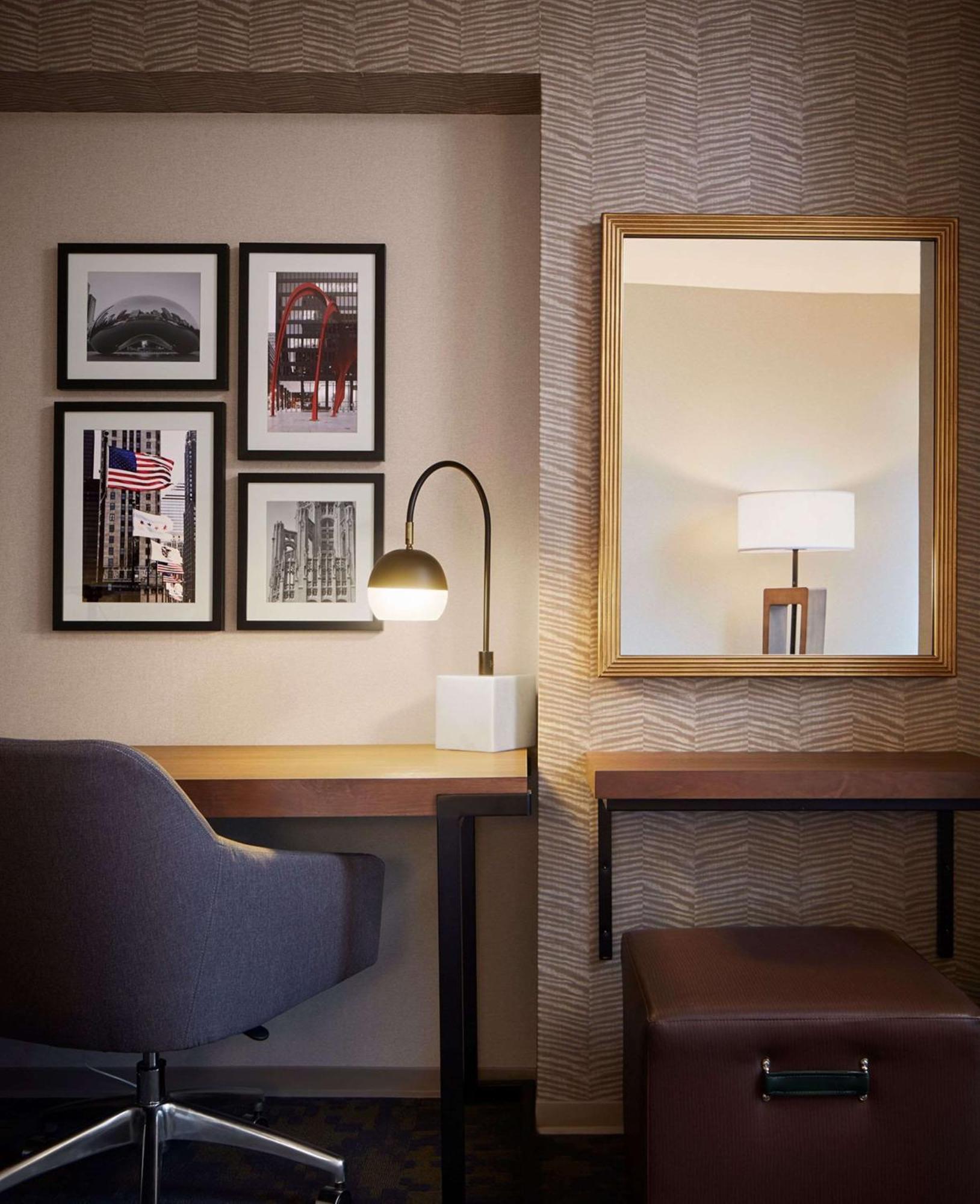 Hampton Inn Chicago West Loop Fulton Market Area Exterior photo